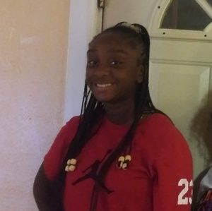 Meet your Posher, Mya